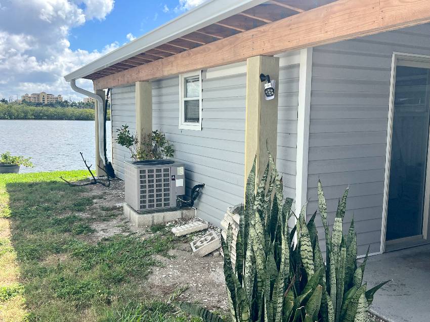 327 3rd St Dr W #13 a Palmetto, FL Mobile or Manufactured Home for Sale
